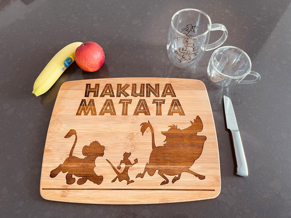 Large bamboo breakfast board with the Hakuna Matata scene from The Lion King